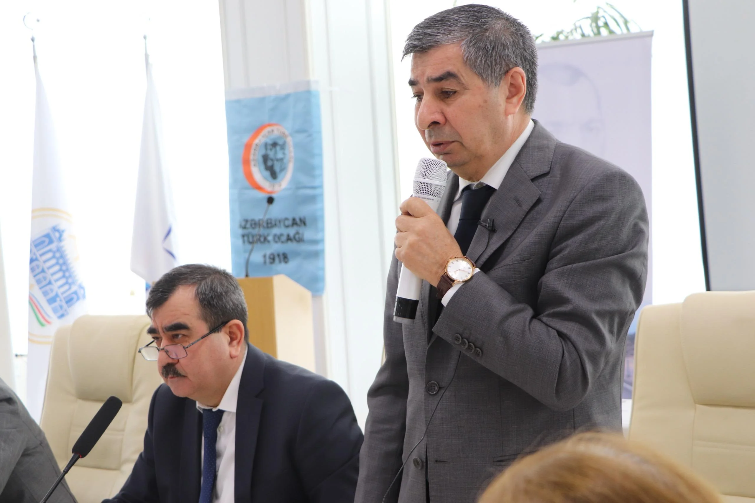 "Arif Acaloğlu: Uzaq yolların adamı"