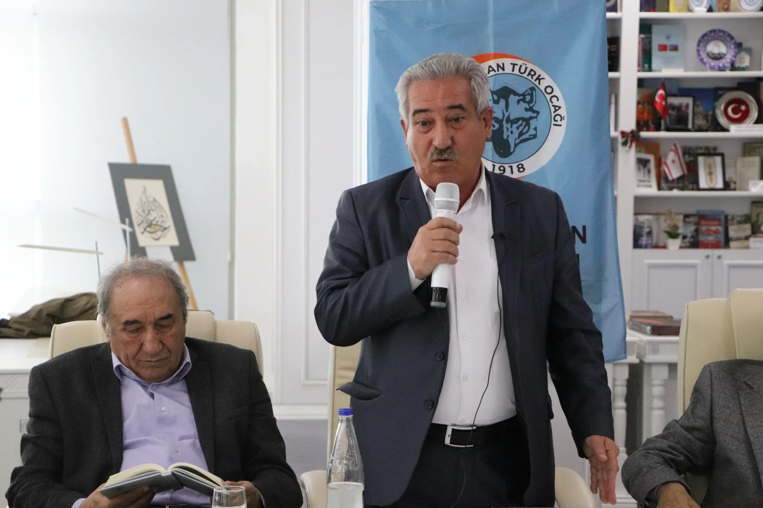 "Arif Acaloğlu: Uzaq yolların adamı"