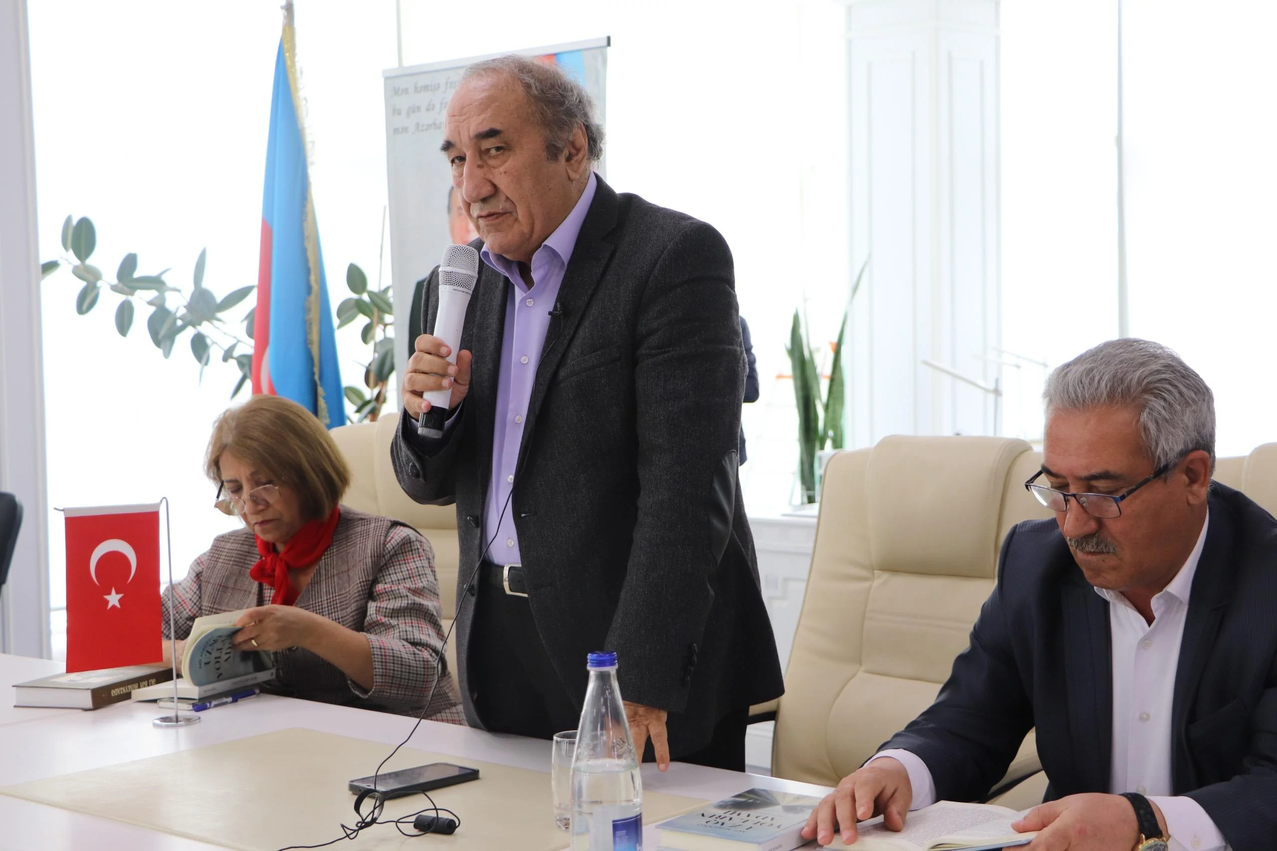 "Arif Acaloğlu: Uzaq yolların adamı"