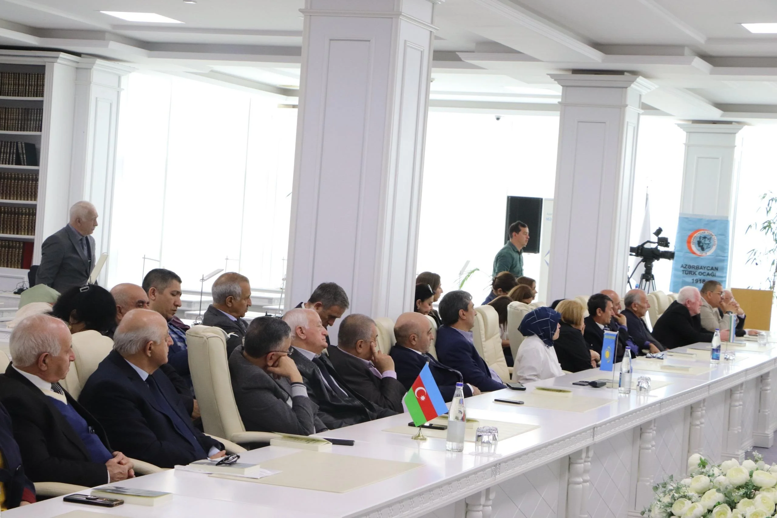 "Arif Acaloğlu: Uzaq yolların adamı"