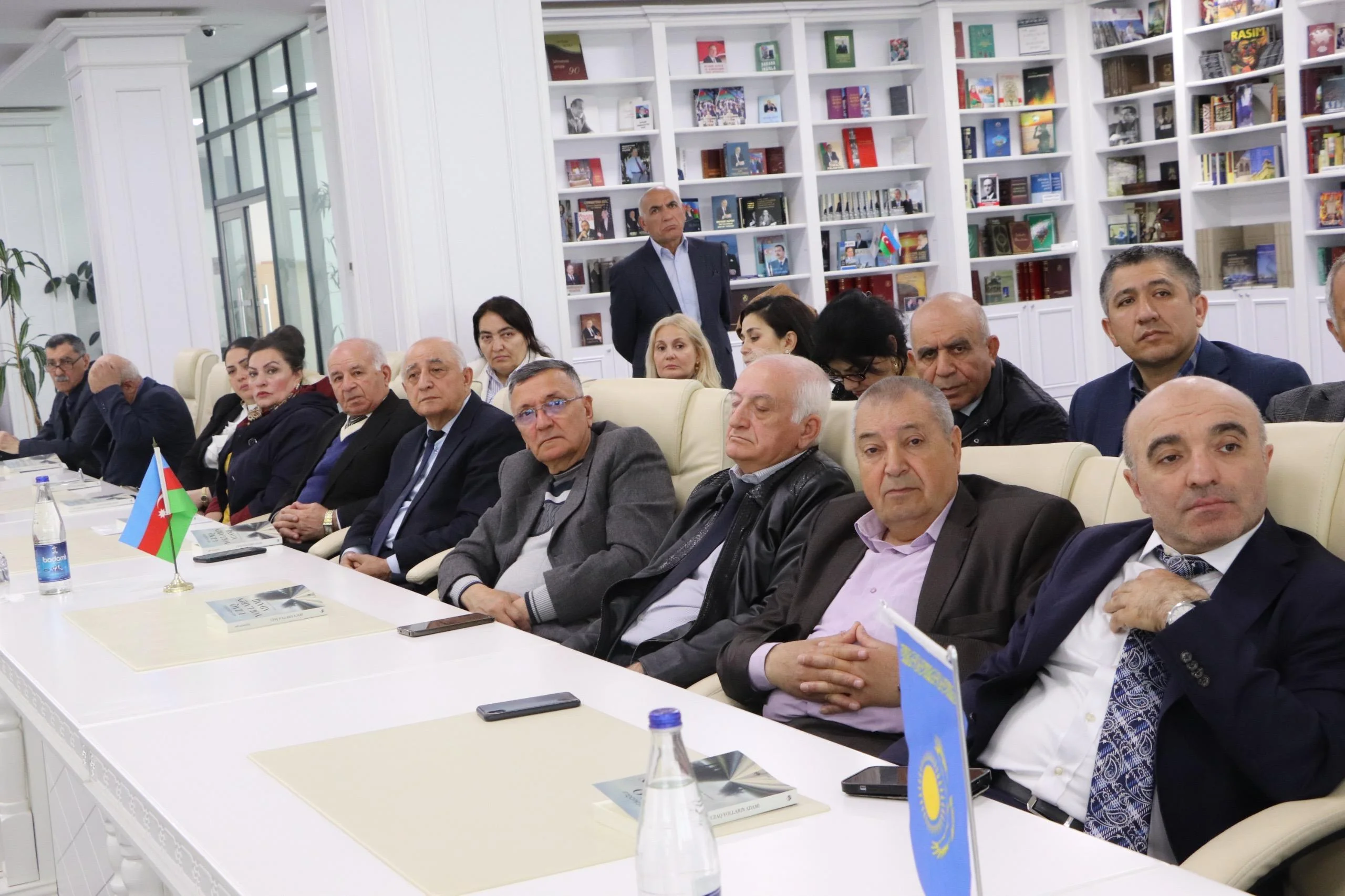 "Arif Acaloğlu: Uzaq yolların adamı"