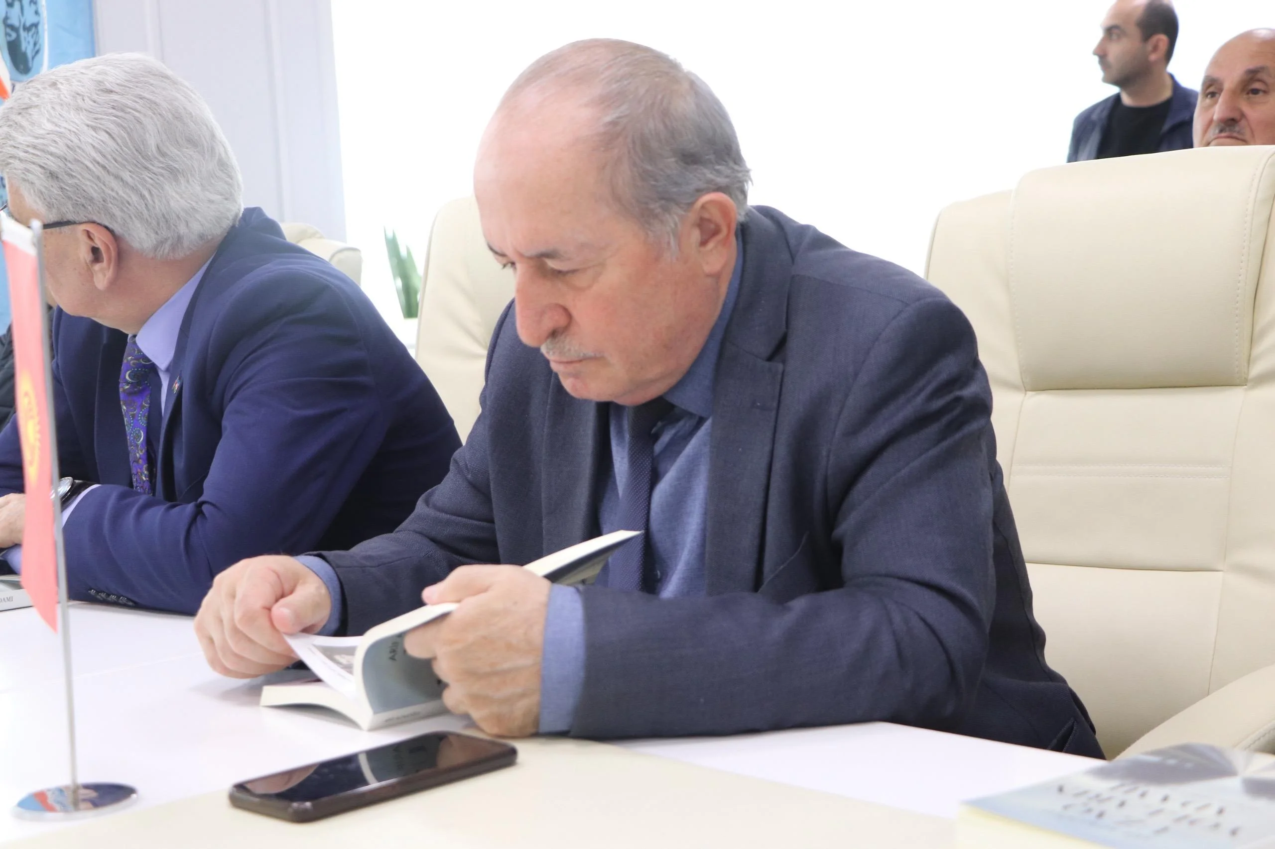 "Arif Acaloğlu: Uzaq yolların adamı"