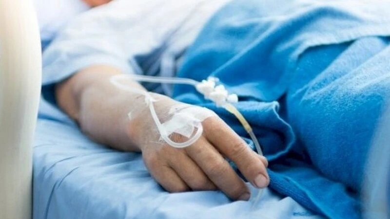 Bakıda fiziki zorakılığa məruz qalan şagirdin durumu ağır olaraq qalır