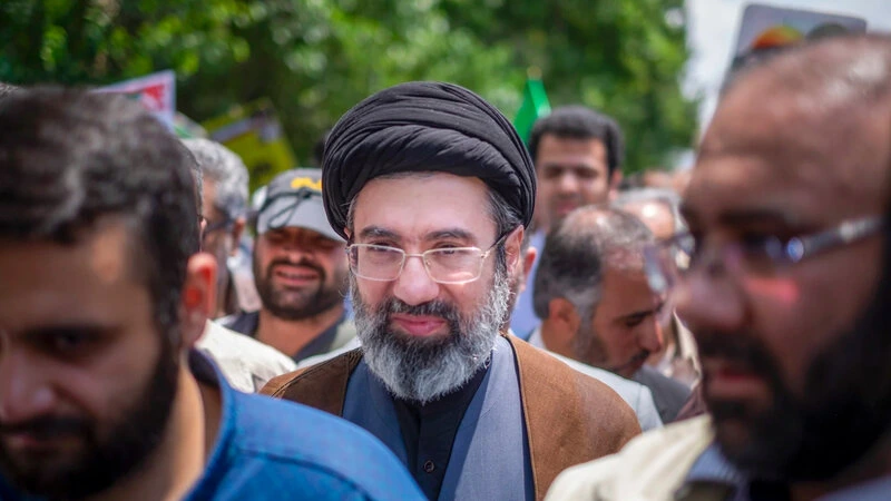 Xamenei ilə bağlı xəbər təkzib edildi