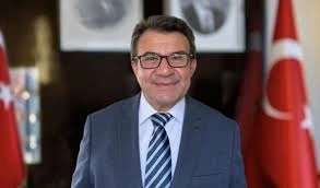 Hüsamettin İnaç: Rusiya-Ukrayna müharibəsini yalnız Türkiyə bitirə bilər