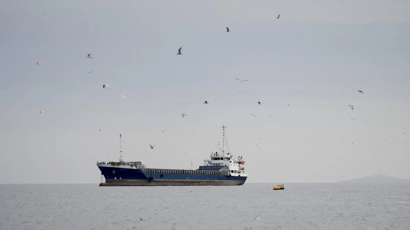 İran Hörmüz boğazına tam nəzarət etdiyini bildirdi