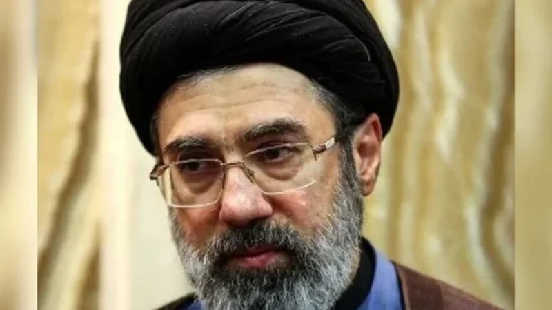 Pentaqon rəhbəri Xameneinin ağır yaralandığını bildirib