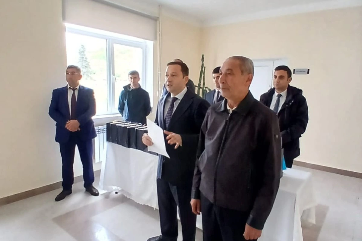 Qırmızı Bazar qəsəbəsinə növbəti köç olub - FOTO