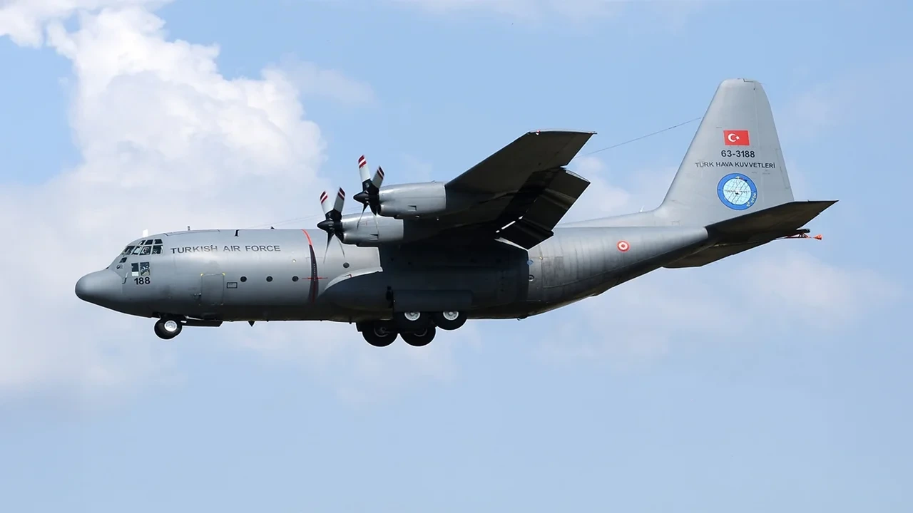 ŞOK HADİSƏ: ABŞ İranda öz təyyarələrini məhv etdi