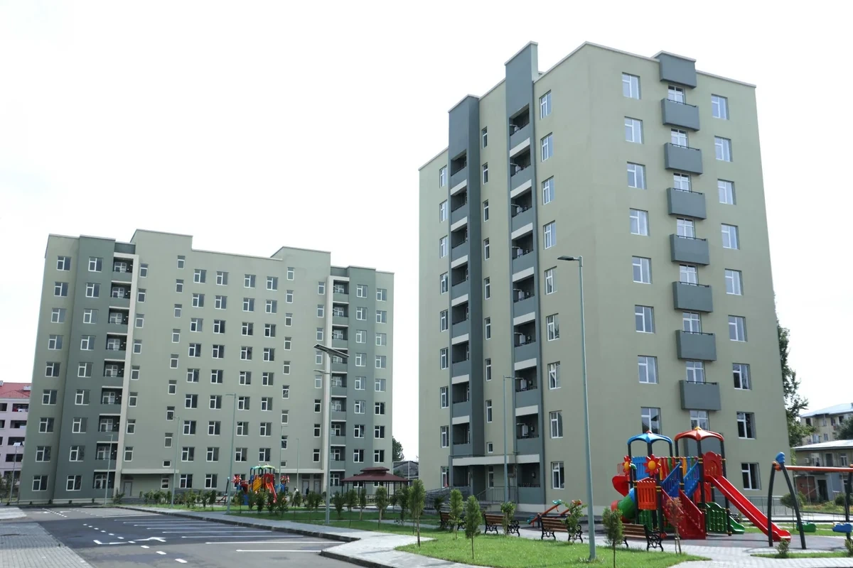 MİDA: 10 il ərzində ümumilikdə 11 mindən çox ailə mənzillə təmin olunub