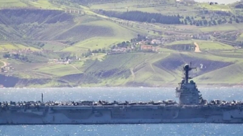 Tehran: Hörmüz boğazı ABŞ gəmiləri üçün açıqdır