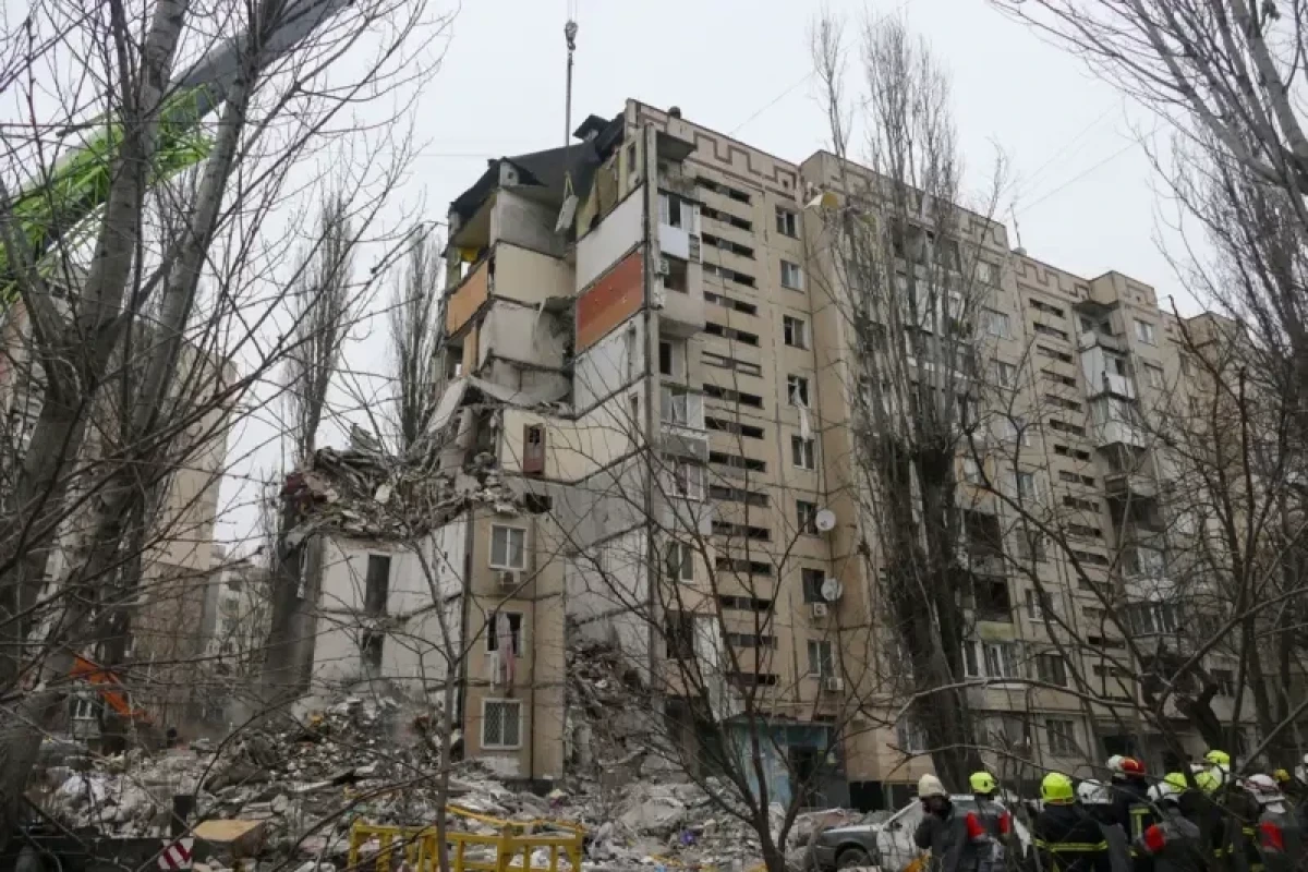 Rusiya Odessaya dron zərbəsi endirib, xəsarət alanlar var