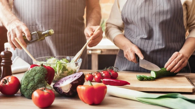 Həftədə 1 dəfə yemək bişirmək demans riskini azaldır - Araşdırma