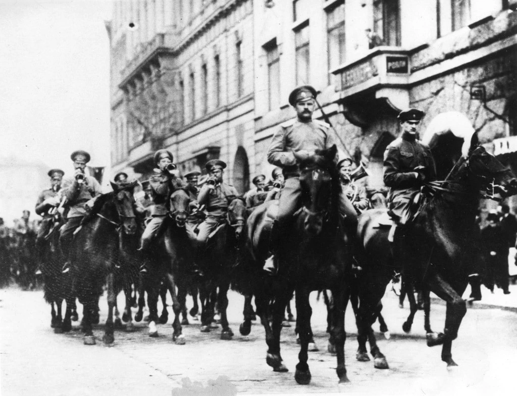 28 aprel işğalı: Saxta tarixlə xalqın yaddaşı silinirdi