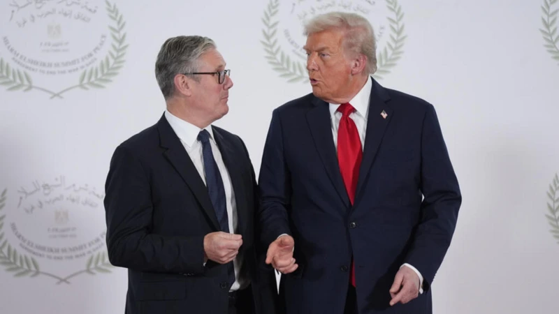 Starmer və Tramp Hörmüz boğazındakı vəziyyəti müzakirə ediblər