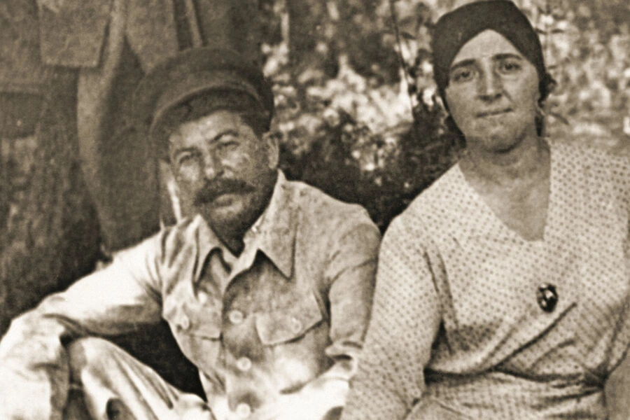 Stalinin qardaşı qızının gizli gündəliyi tapıldı: 30 illik sirr açıldı - FOTO