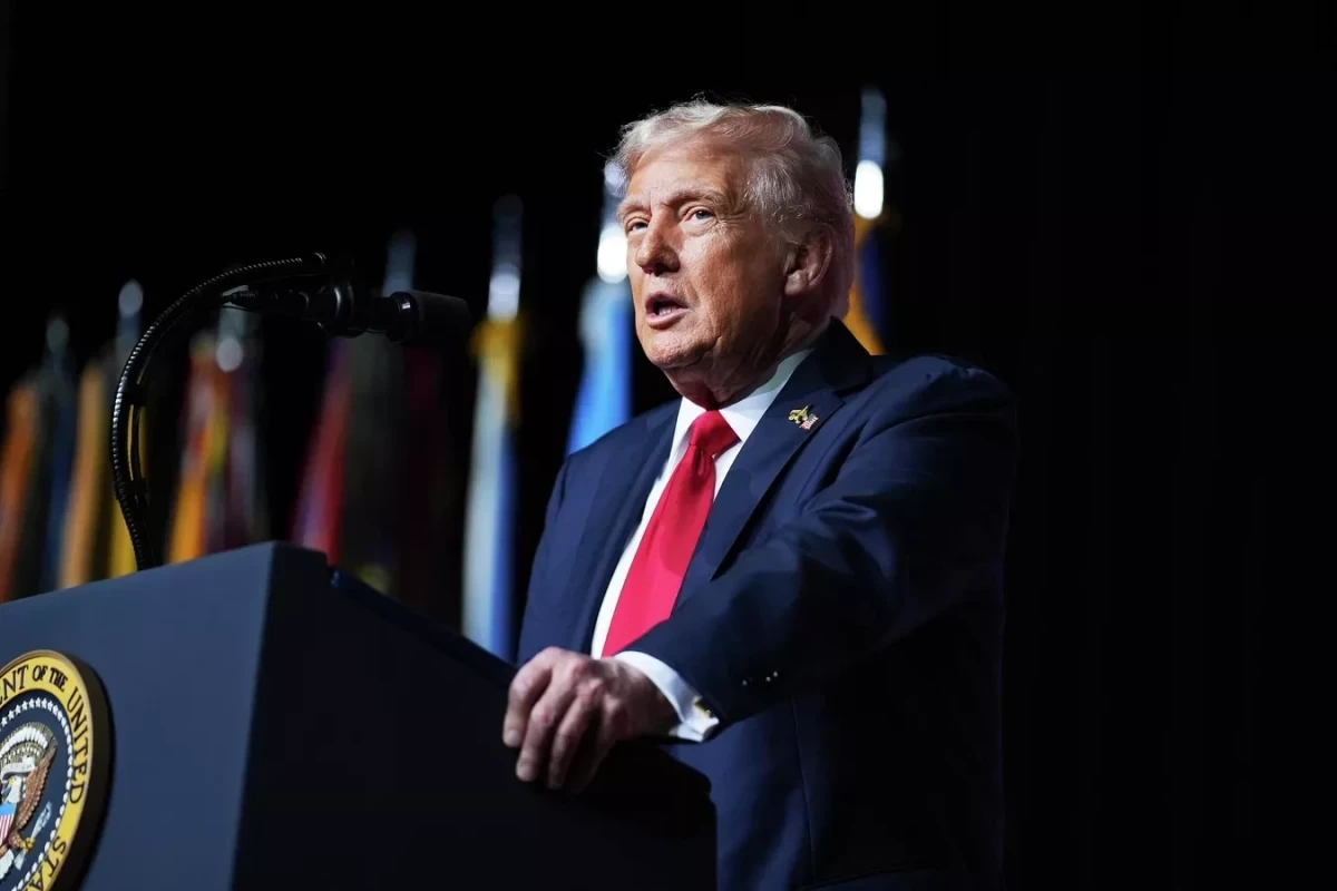 Tramp: Heç bir ölkə Hörmüzü bağlamaqla dünyanı şantaj edə bilməz