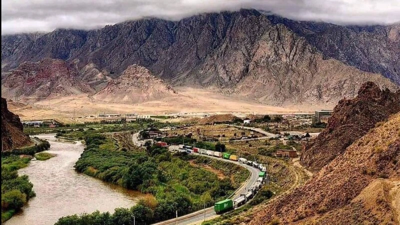 Ermənistan və İran Araz üzərinə yeni körpü və dəmir yolu tikmək istəyir