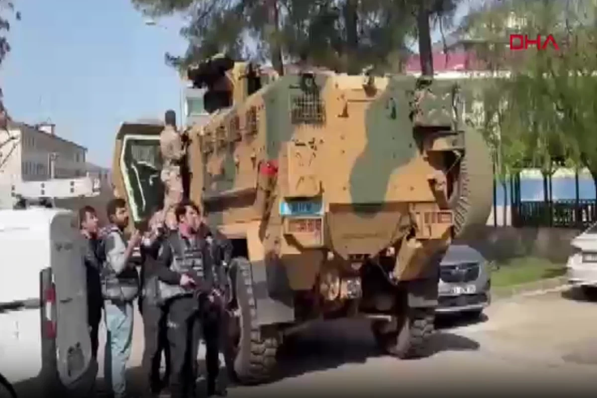 Türkiyədə məktəbə silahlı hücum olub, 7 yaralı var