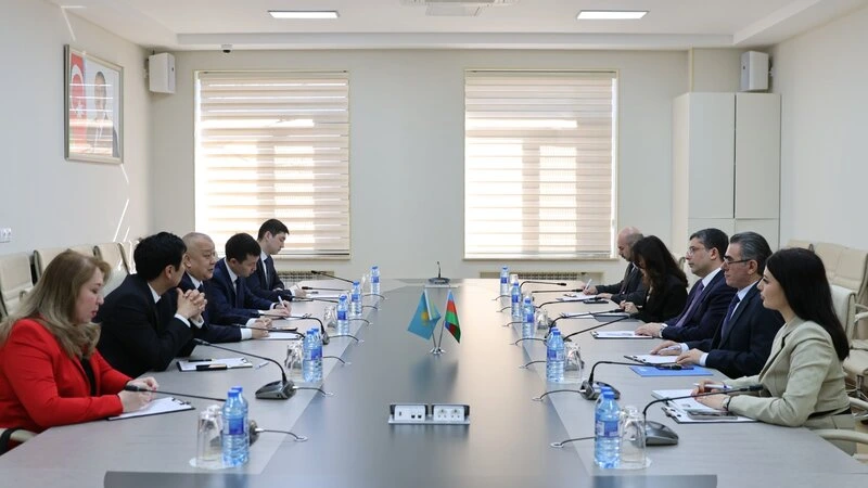 MEDİA-da Qazaxıstanın nümayəndə heyəti ilə görüş keçirildi