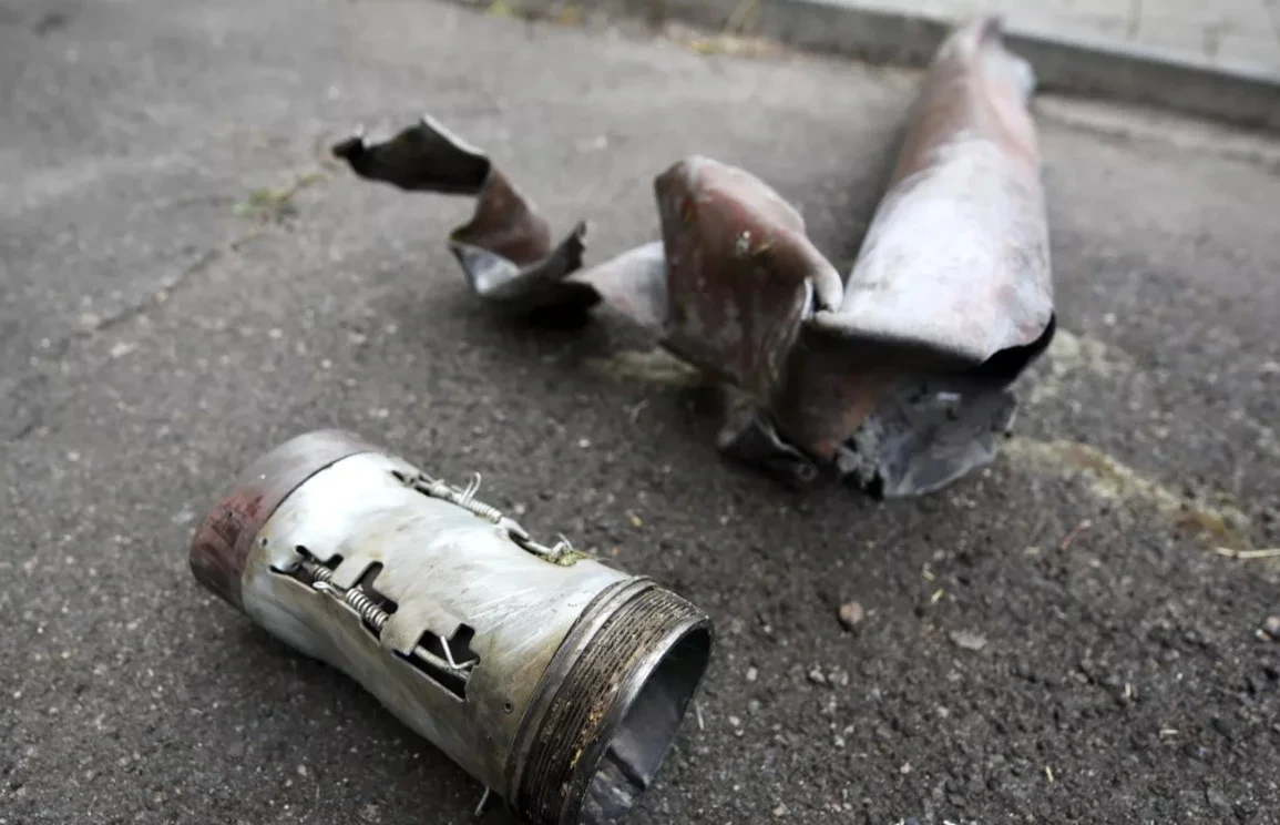 Dron qalıqları müəssisələrə düşdü - Yanğın baş verdi