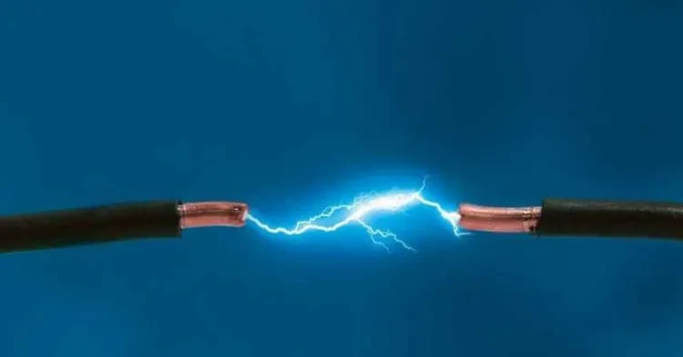 Tovuzda 6 yaşlı uşağı cərəyan vuraraq öldürüb