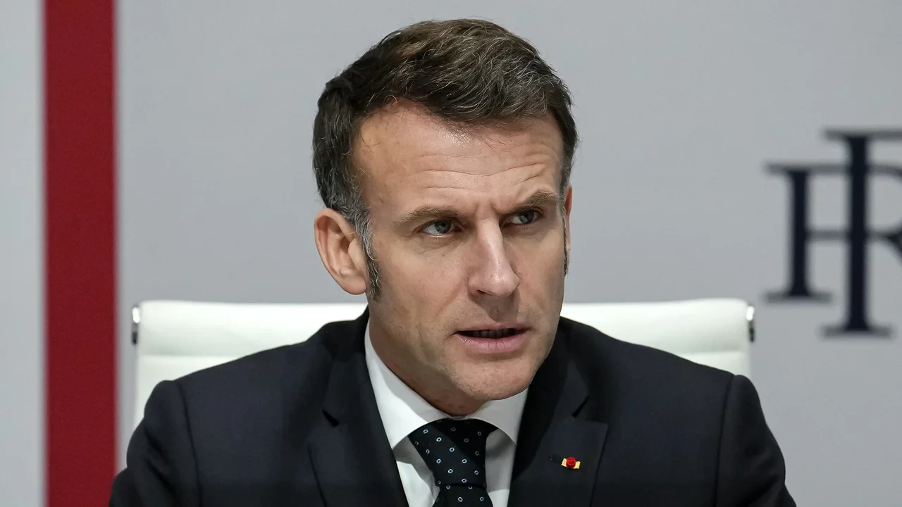 "Politico": Makron və Tusk birgə nüvə təlimlərinin keçirilməsini müzakirə edib