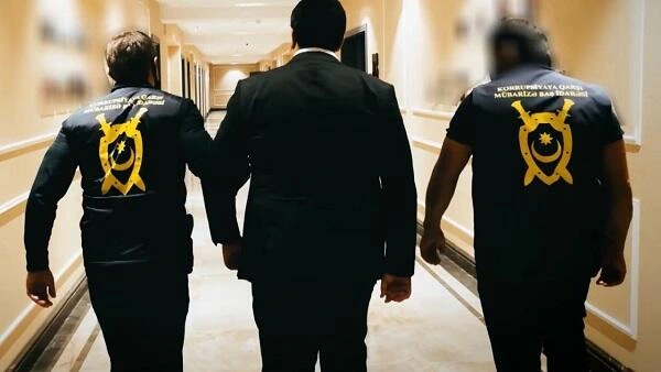 8 vəzifəli şəxs həbs edildi - Aralarında rəislər də var