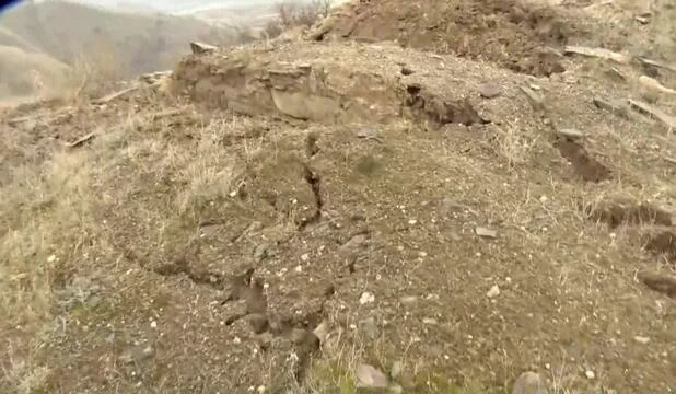 Dağıstanda torpaq sürüşməsi - Dəhşətli görüntülər yayıldı - VİDEO