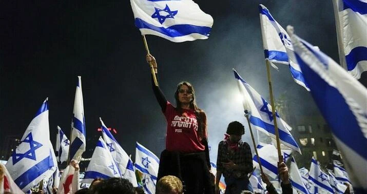 Polis Təl-Əvivdə müharibə əleyhinə mitinqi dağıdıb