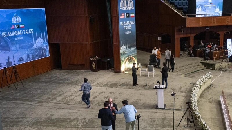 Ağ Ev: İranla danışıqlar hələ də davam edir