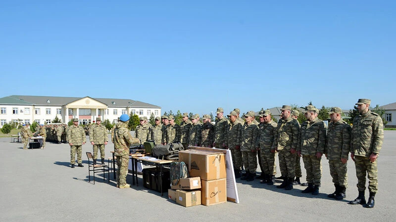 Hərbi vəzifəlilərlə təlim toplanışı başlayıb - FOTO