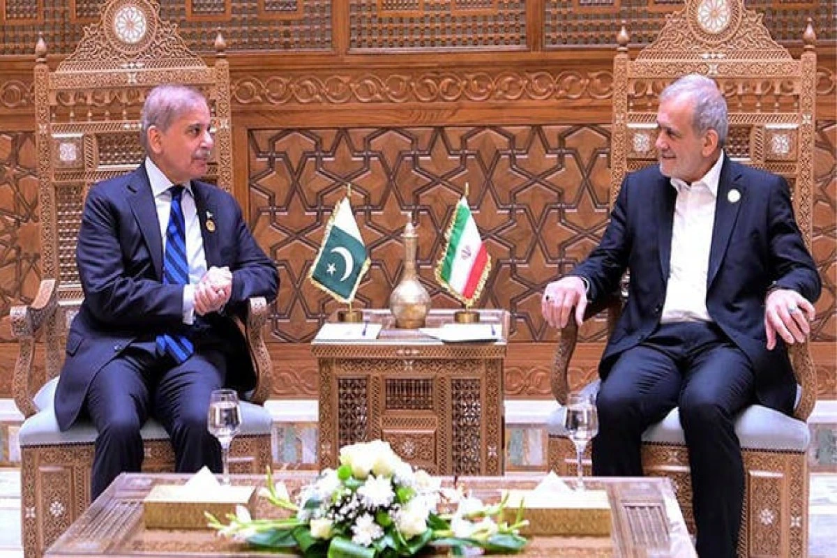 Pezeşkian Pakistanın vasitəçilik səylərini yüksək qiymətləndirib