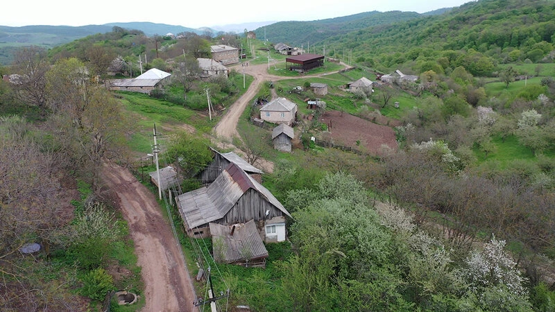 Ermənistan sərhəd kəndini Gürcüstana verir?