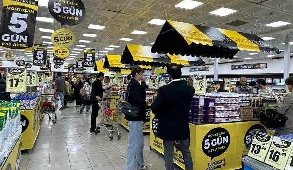 Marketlərdə gizli qiymət fırıldağı - İqtisadçıdan İZAH