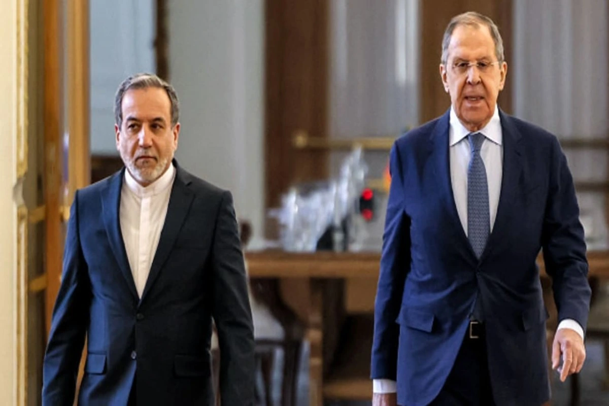 Əraqçi və Lavrov regional məsələləri müzakirə edib