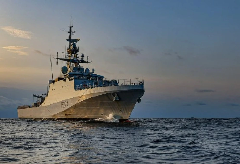 Media: “Hizbullah” səhvən Britaniya gəmisinə atəş açıb