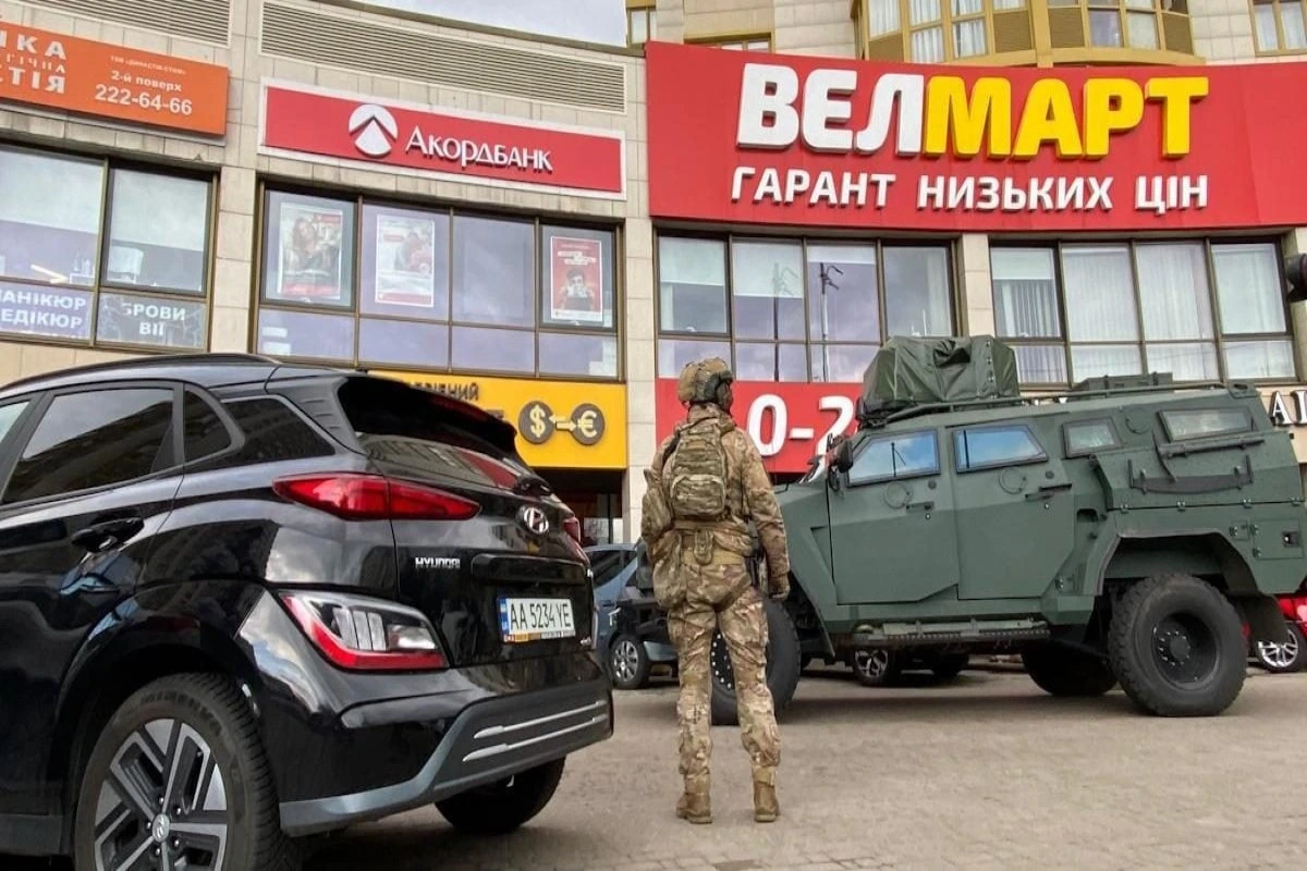 Kiyevdə silahlı hücum nəticəsində 5 nəfər ölüb, yaralılar var