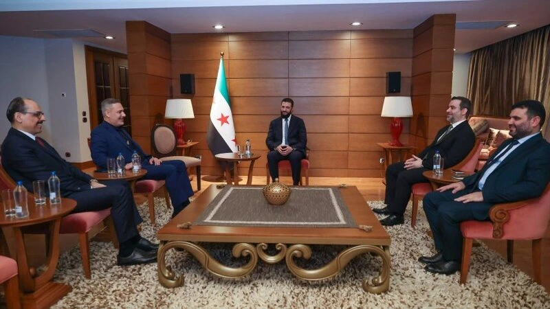 Şaraa Antalyada Hakan Fidan və Kalınla görüşdü