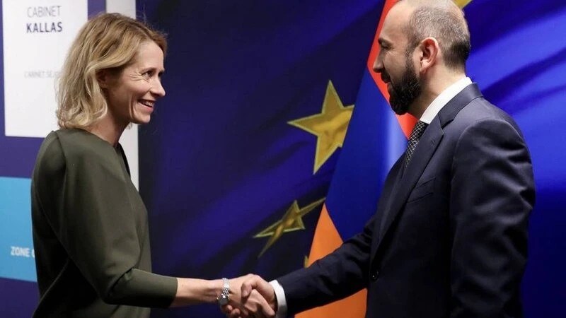 Ararat Mirzoyan və Kaya Kallas arasında telefon danışığı olub