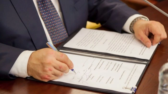 “Yeni model şəffaflığı artıracaq” - Xüsusi icra məmurları ilə bağlı vacib DETALLAR