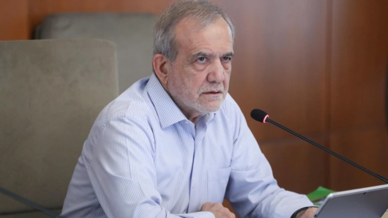 Pezeşkian: Trampın təhdidləri bizə təsir eləmir