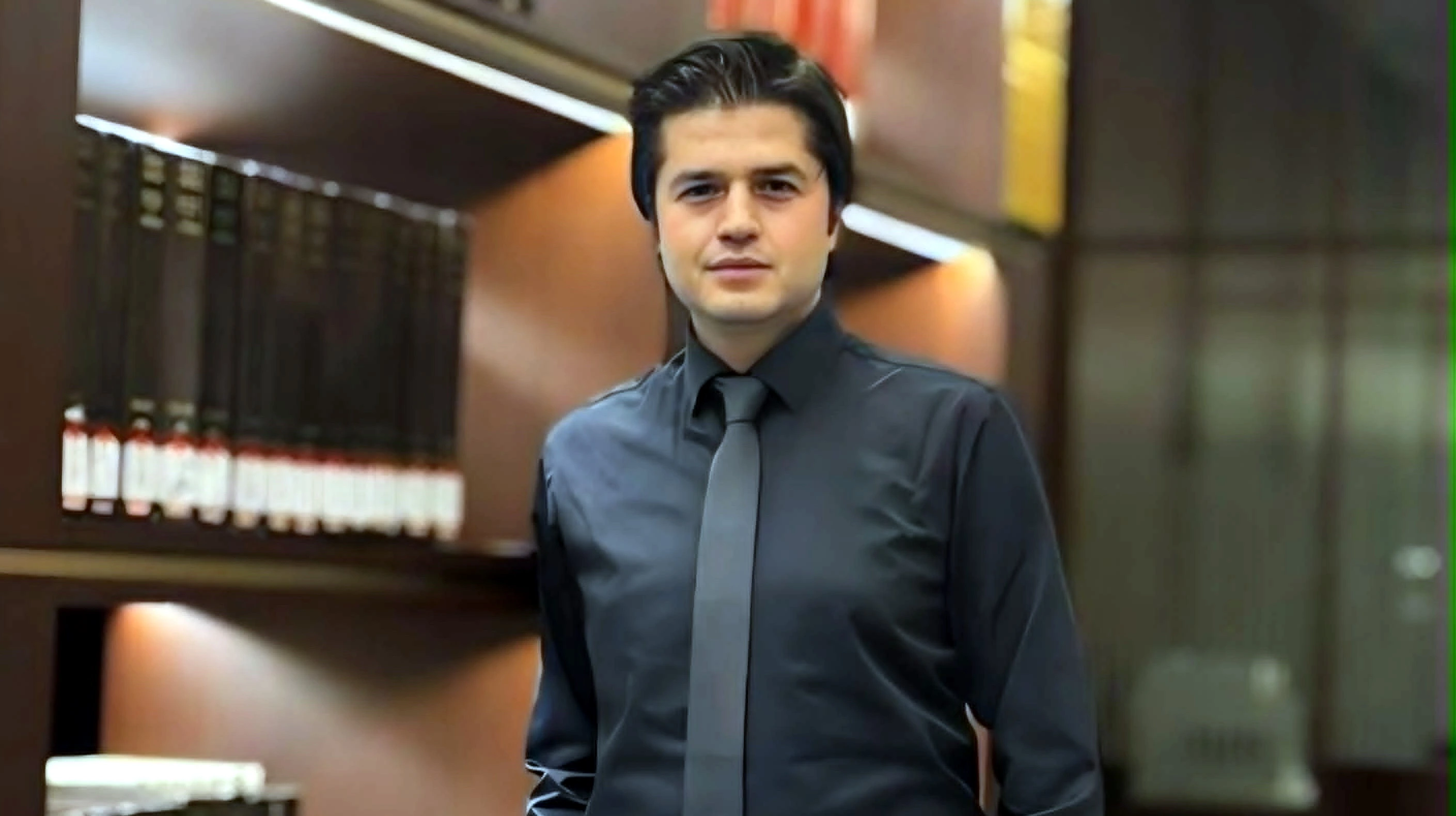 Bu artıq müharibə deyil, "hibrid böhran" dövrü başlayıb - Mehmet Gökhan Özçubukçu