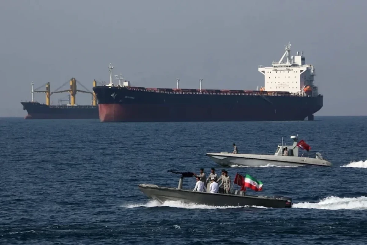 İran Hörmüz boğazının ABŞ və İsrail üçün uzun müddət bağlı qalacağını açıqlayıb