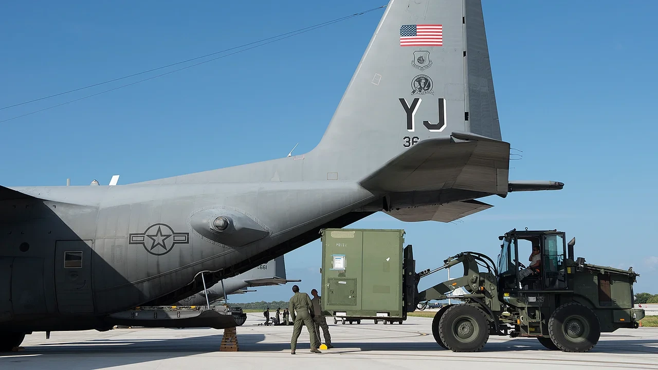 "Bloomberg": ABŞ İrana qarşı hipersəs silahı tətbiq edə bilər