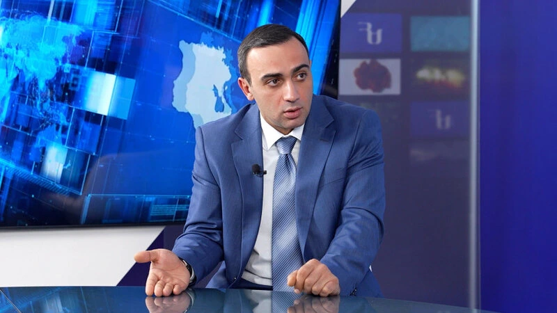 Baş nazir Administrasiyası Samvel Karapetyana çağırış etdi