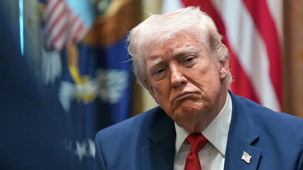 “‘20 milyard dollar 20 dəqiqəyə": Trampı "qlobal sövdələşmə maşınına" çevirən gizli fiqur kimdir?”