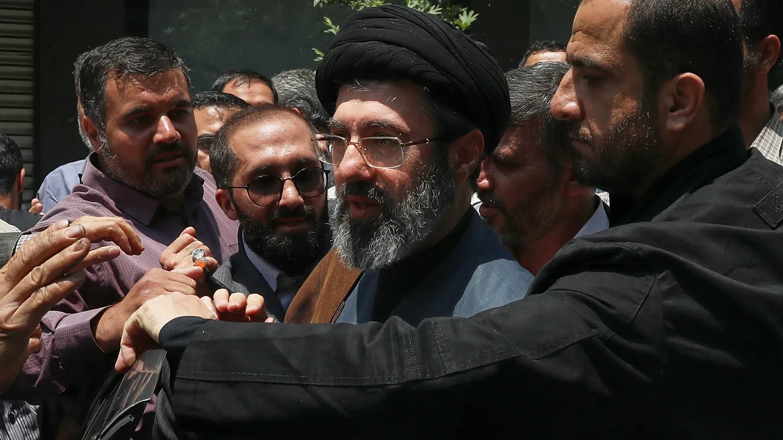 Üz və ayağından ağır xəsarətlər alıb: Nə görüntüsü var, nə də səs yazısı