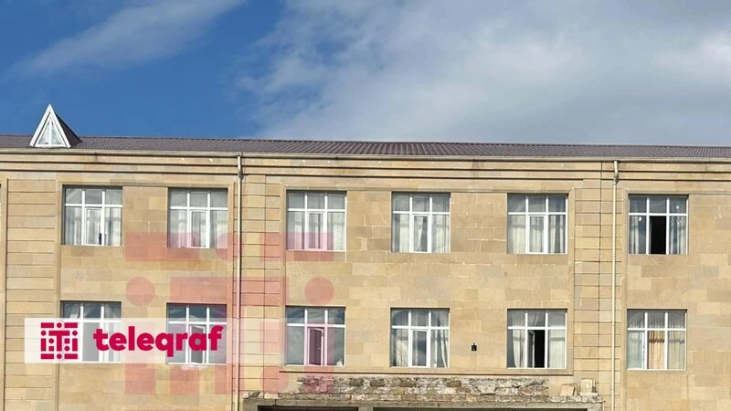 Külək Qazaxda məktəb binasında problemə səbəb olub - FOTO