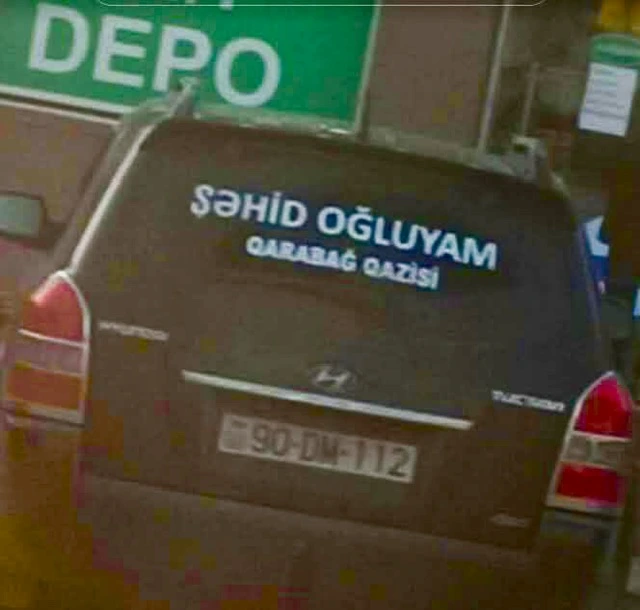 Şəhid övladının, qazinin avtomobilinə belə ifadə yazması təbii qarşılanmalıdır - Asəf Əliyev